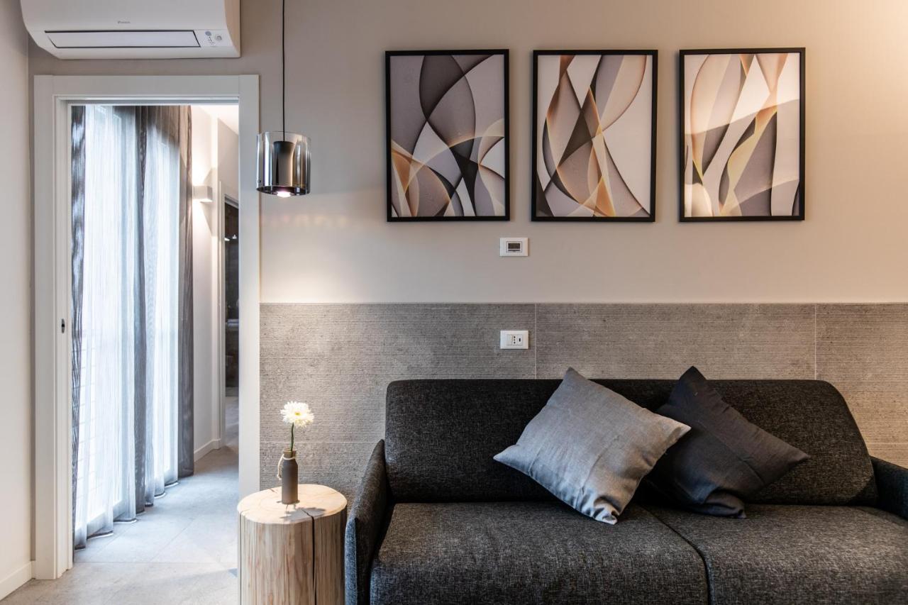 Sei Garda Apartments Peschiera del Garda Exteriör bild