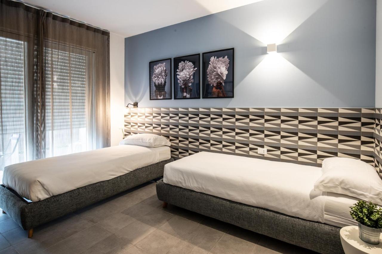 Sei Garda Apartments Peschiera del Garda Exteriör bild