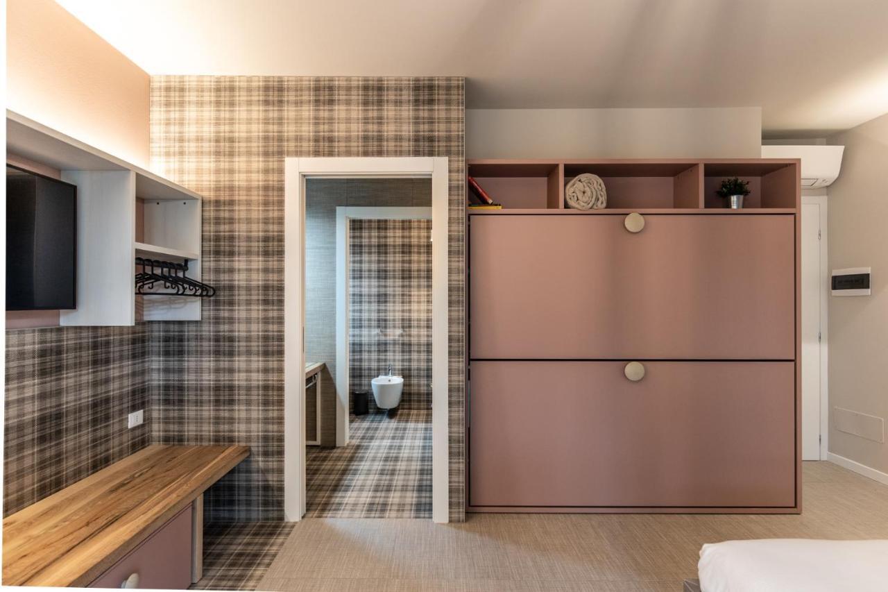 Sei Garda Apartments Peschiera del Garda Exteriör bild