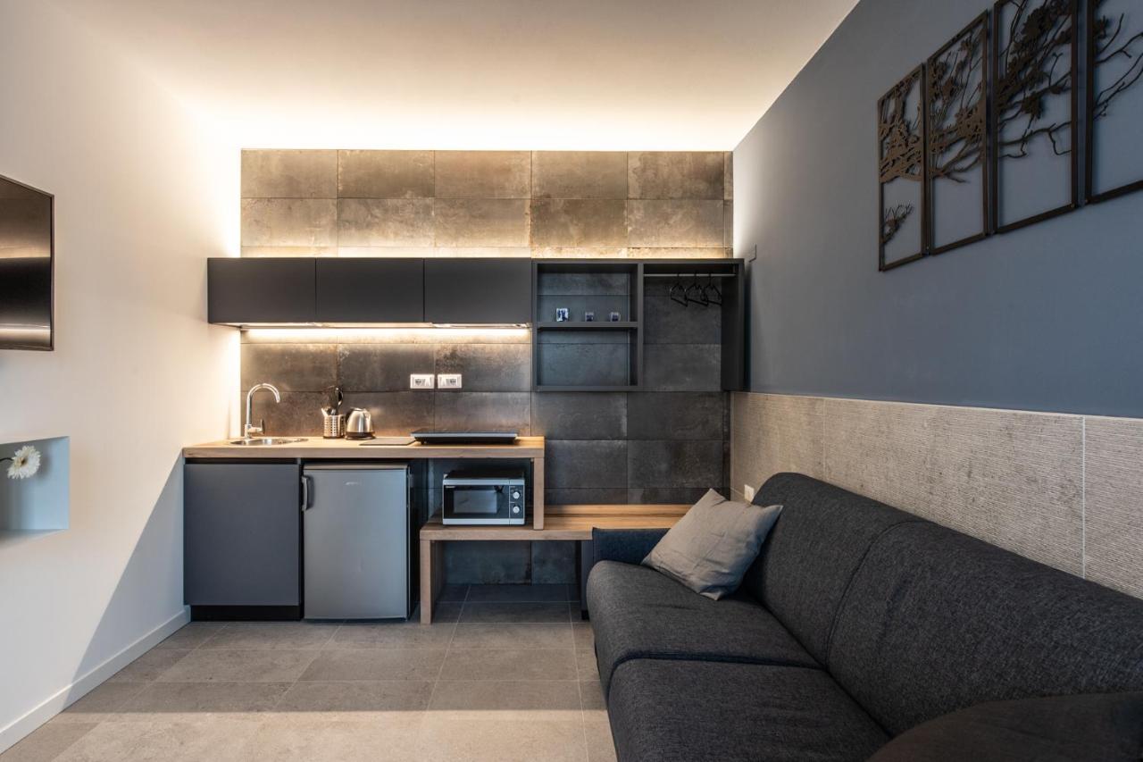 Sei Garda Apartments Peschiera del Garda Exteriör bild